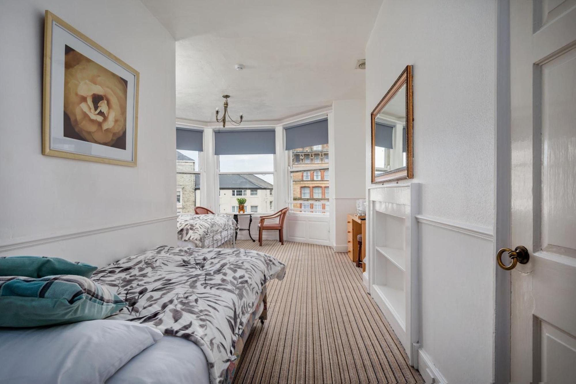 Serenity Guest House Scarborough Extérieur photo